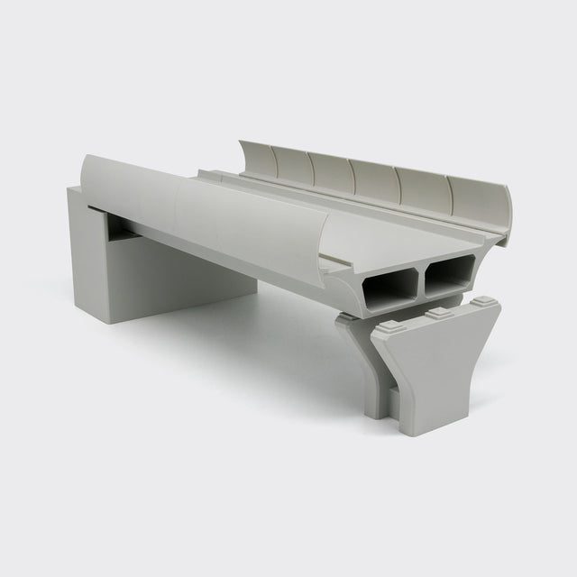 Barrier for Piacenza railway viaduct - Scale H0