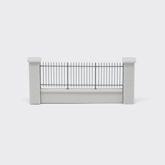 Kit Muro di Cinta in Cemento con Ringhiera