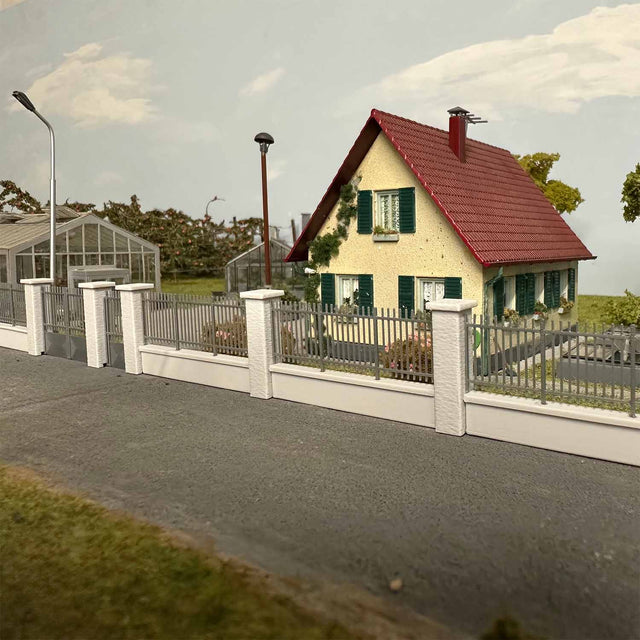 Kit Muro di Cinta in Cemento con Ringhiera