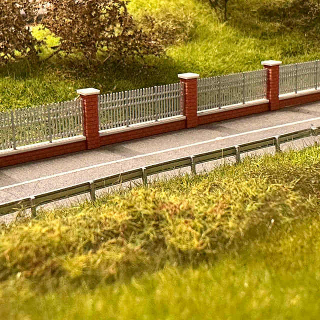 Brick Wall Kit with Railing - N Scale