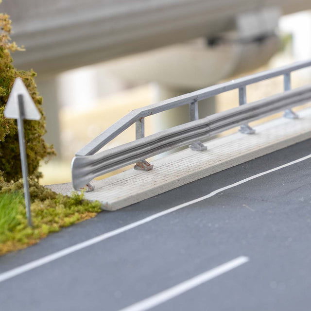 Leitplanke 3 Wellen für Brücken - Spur H0